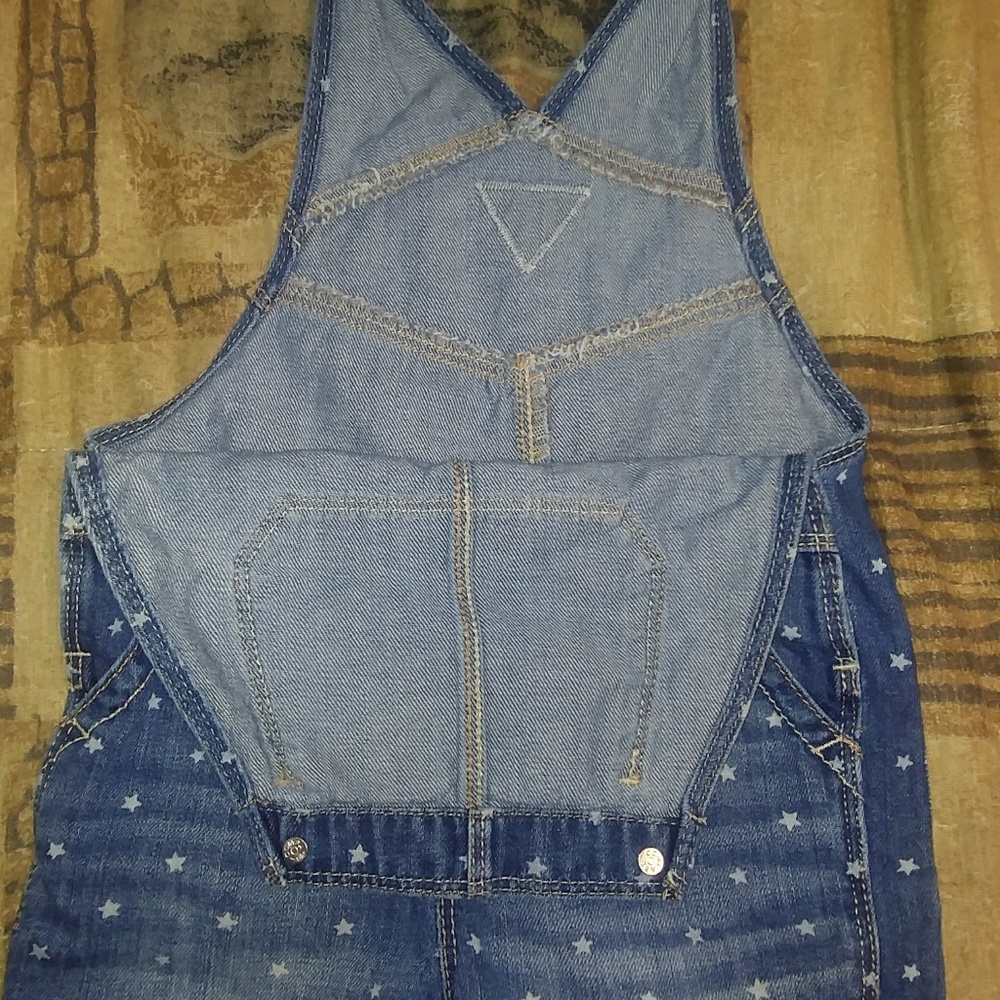 Overall - Picture 3 of 4